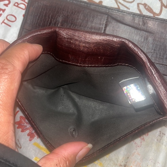 Authentic Fendi wallet - Picture 10 of 11